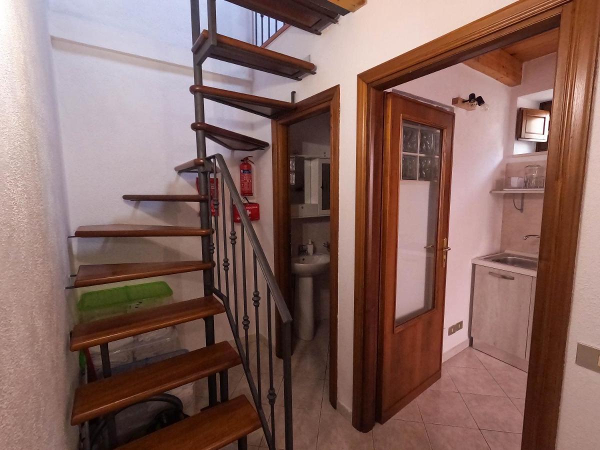 San Domenico House - Centro Storico Bed and Breakfast LʼAquila Exteriör bild