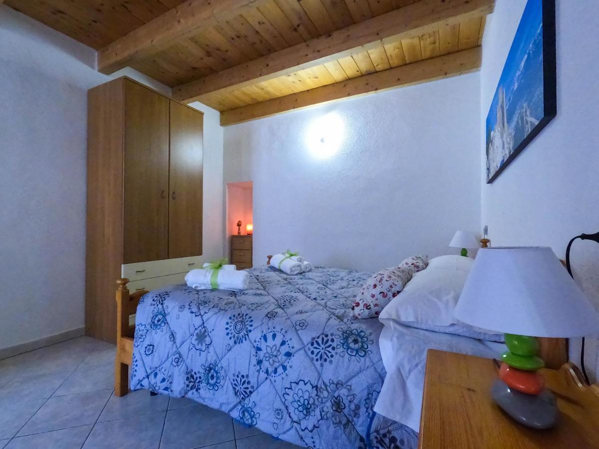 San Domenico House - Centro Storico Bed and Breakfast LʼAquila Exteriör bild