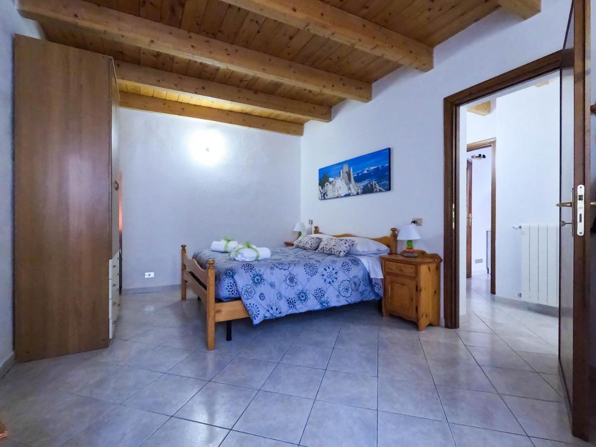 San Domenico House - Centro Storico Bed and Breakfast LʼAquila Exteriör bild